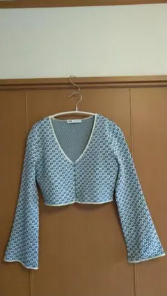 【ZARA】 ショートトップス