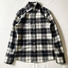 Item thumbnail for item c6a62216-5af6-4c3b-8dd8-3be8434f7daf