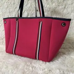 TOMMY HILFIGERLトミーヒルフィガー　ネオプレン　トートバッグ