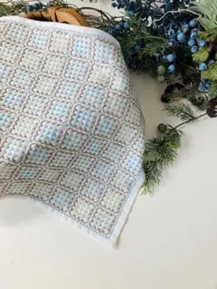 【169】　刺し子花ふきん　《クラッカー》 完成品