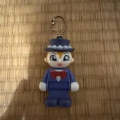 アンパンマン　キーホルダー フィギュア 紫