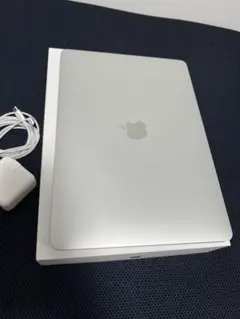 Apple MacBook air 2020 13inch ..