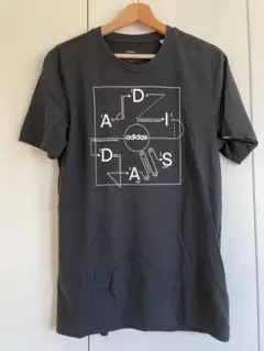 ［新品未使用］adidas サッカー Tシャツ　グラフィック　戦術ボード