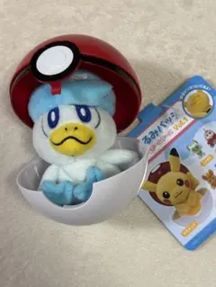 ポケモン　ぬいぐるみバッジ　クワッス