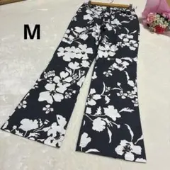 ストレッチ花柄 スキニーパンツ ネイビー 派手柄 伸縮性 春夏 伸びる M
