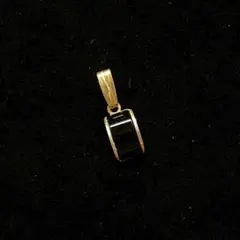 280遺品整理品　ペンダントトップ　ゴールド？　金？　オニキス？　ヴィンテージ