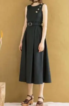新品未使用⭐︎レディアズル⭐︎麻混ワンピース　ネイビー定価11,000円