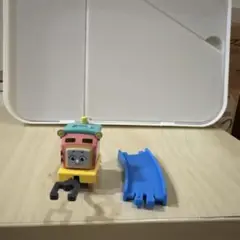 カプセルプラレールトーマス　 カーリーとサンディー編