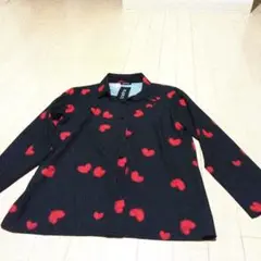 新品未使用！イタリア製 boohoo ハート柄 長袖シャツ