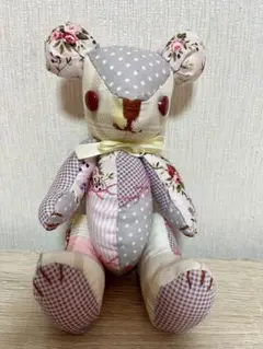 パッチワーク／クマのぬいぐるみ