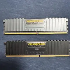 CORSAIR VENGEANCE LPX CMK16GX4M2A2666C16
