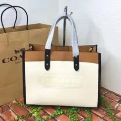 《新品》COACH トート ハンドバッグ ショルダーバッグ ロゴクリーム