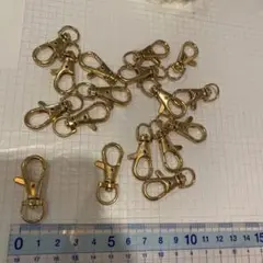ゴールド ナスカン 内径1cm 17個