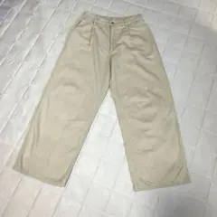 ユニクロ　ドレープデニムタックパンツ　S (ゆったり目なのでM〜Lサイズくらい)