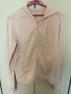 UNIQLOレディース日焼け止めパーカーＬサイズ