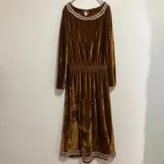 Item thumbnail for item 26e44495-7f53-4fc6-87f2-31aaf4176735