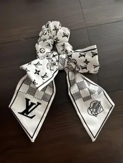 ノベルティLouis Vuitton リボンシュシュ