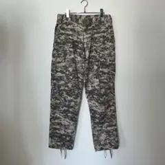 ミリタリーカーゴパンツ