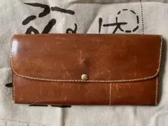 アンリークイール 長財布