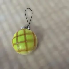 メロンパン型グリーンストラップ