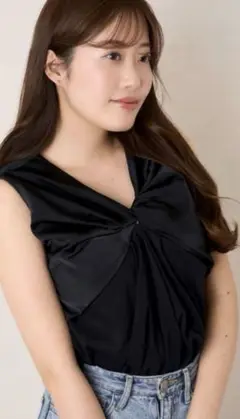 Tシャツ(半袖/袖なし) Her lip to - herlipto  Twisted Silkette Jersey Top Her lip to - herlipto Twisted Silkette Jersey Topの通販 by