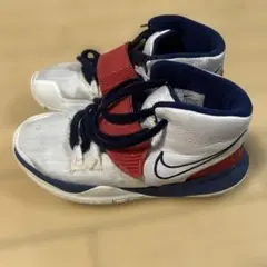 NIKEカイリー6