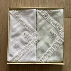 刺繍入りハンカチ 2枚セット ホワイト グリーン　NATIONAL TRUST