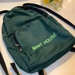 MINT HOUSE ダークグリーン リュックとにかく軽い大人にも