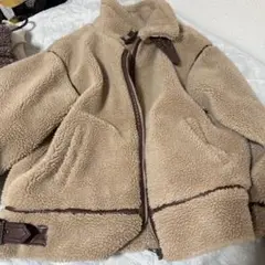 ベージュ シェルパファー ムートンコート