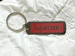 新品 Supreme Metal keychain キーホルダー 赤 a