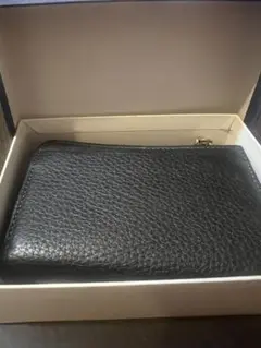 カードケース　ブラック　容量抜群アイテム品