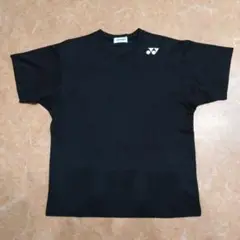 【送料込み】YONEX ブラック シャツ