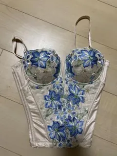 Item thumbnail for item ff0c5482-62e6-4b06-8557-b753a0621b64