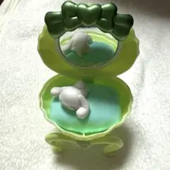 カプセルトイ