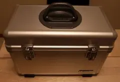 Item thumbnail for item c9618206-7a02-477e-9811-b380a89bfb0b