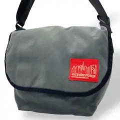 Item thumbnail for item 62c1a859-0c4f-4fbb-a44e-2f5bd4a6a739