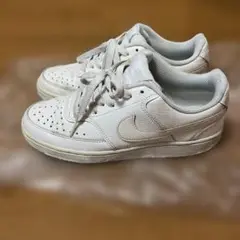 NIKE ナイキ　ウィメンズ　コートビジョン　ローカット　スニーカー　24.5