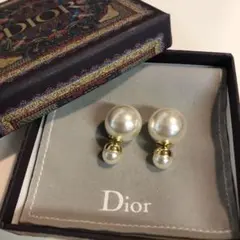 パール トライバルピアス