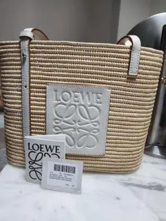 LOEWE ロエベ スクエアバスケットバッグ かごバッグ 白
