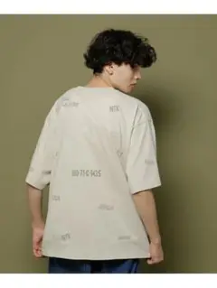 ニコアンド　NATOKii バックランダムTシャツ