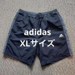 アディダス　ハーフパンツ