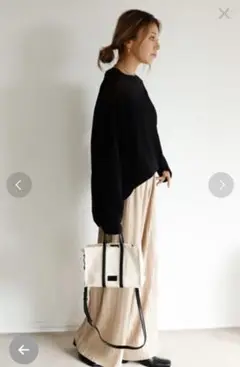 アンティローザ　プリーツワイドパンツ