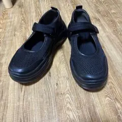 ブラック メッシュ スポーツサンダル