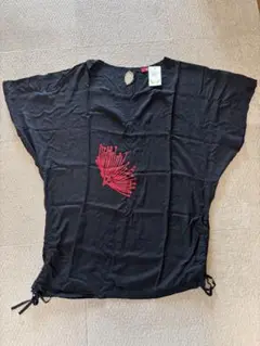 Living Hula フラダンストップス黒　新品　 レフアの花　フリーサイズ