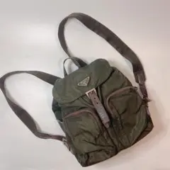 【定番】PRADA 三角ロゴ カーキ バックパック リュック ナイロン プラダ