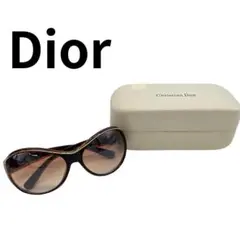 Item thumbnail for item adc88c41-b440-4534-aaa3-dcb6b6dd0c55