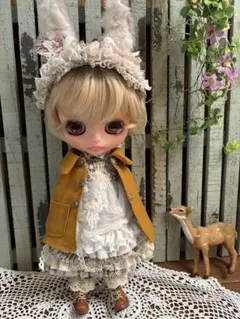 Item thumbnail for item b5418bc5-8b1d-4dbc-bb73-ee2a78eb7e93