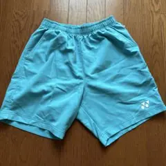 YONEX