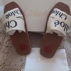 Chloé ロゴ入りサンダル 36