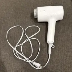 Item thumbnail for item e8e31ae6-f8d6-424f-83ef-21e33e62089a